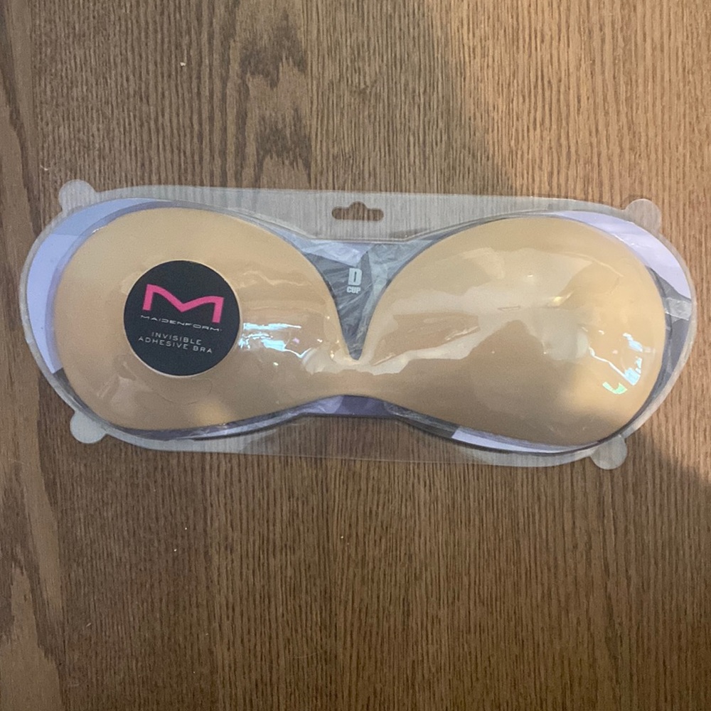 Invisible adhesive bra d cup